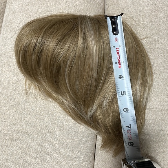 NWT 8” ash lights sandy beige light gold short unisex soft light wig fits M-L - Picture 4 of 12